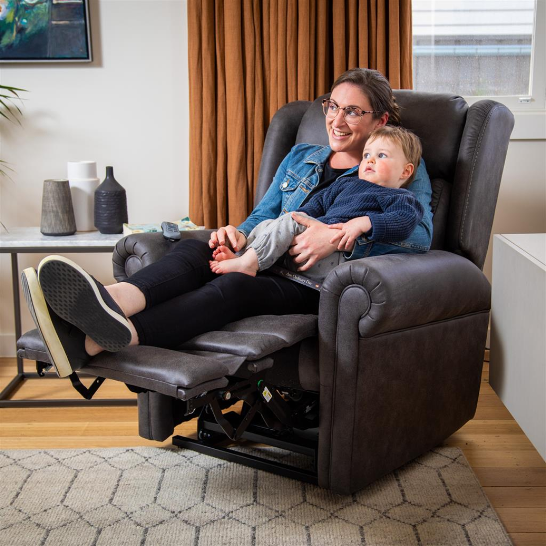 Alivio Donatello Quad Motor Lift Chair in Canyon fabric with lateral backrest – premium mobility recliner offering advanced comfort and support.